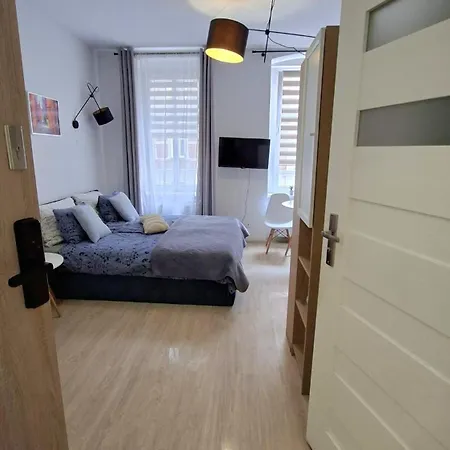 -studio 4 דירה *